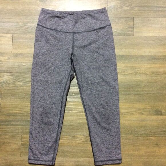 Victoria’s Secret Space Dye Gray Capri Legging M - Picture 1 of 6